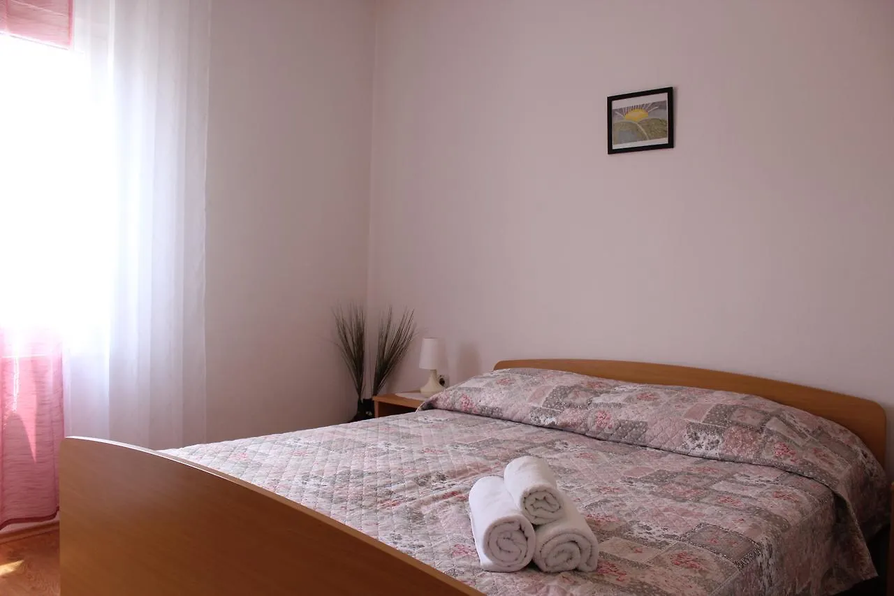 Apartments Kekel Biograd Na Moru